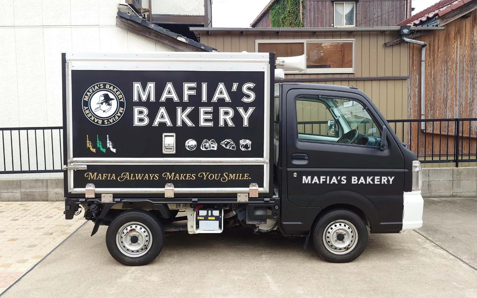 MAFIA'S BAKERY 半田駅前店 様のアイキャッチ画像